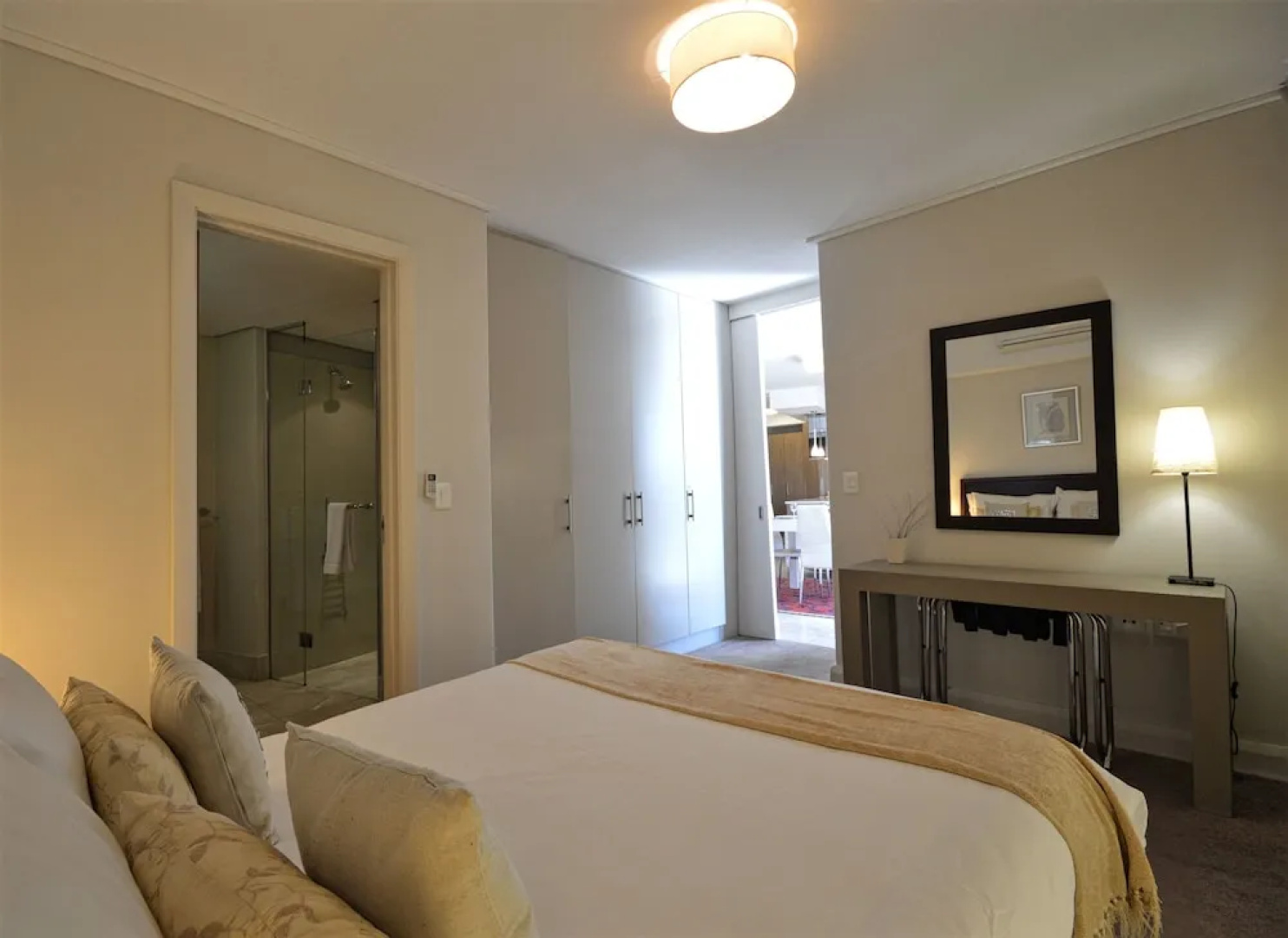 Canal Quays Luxury Apartments