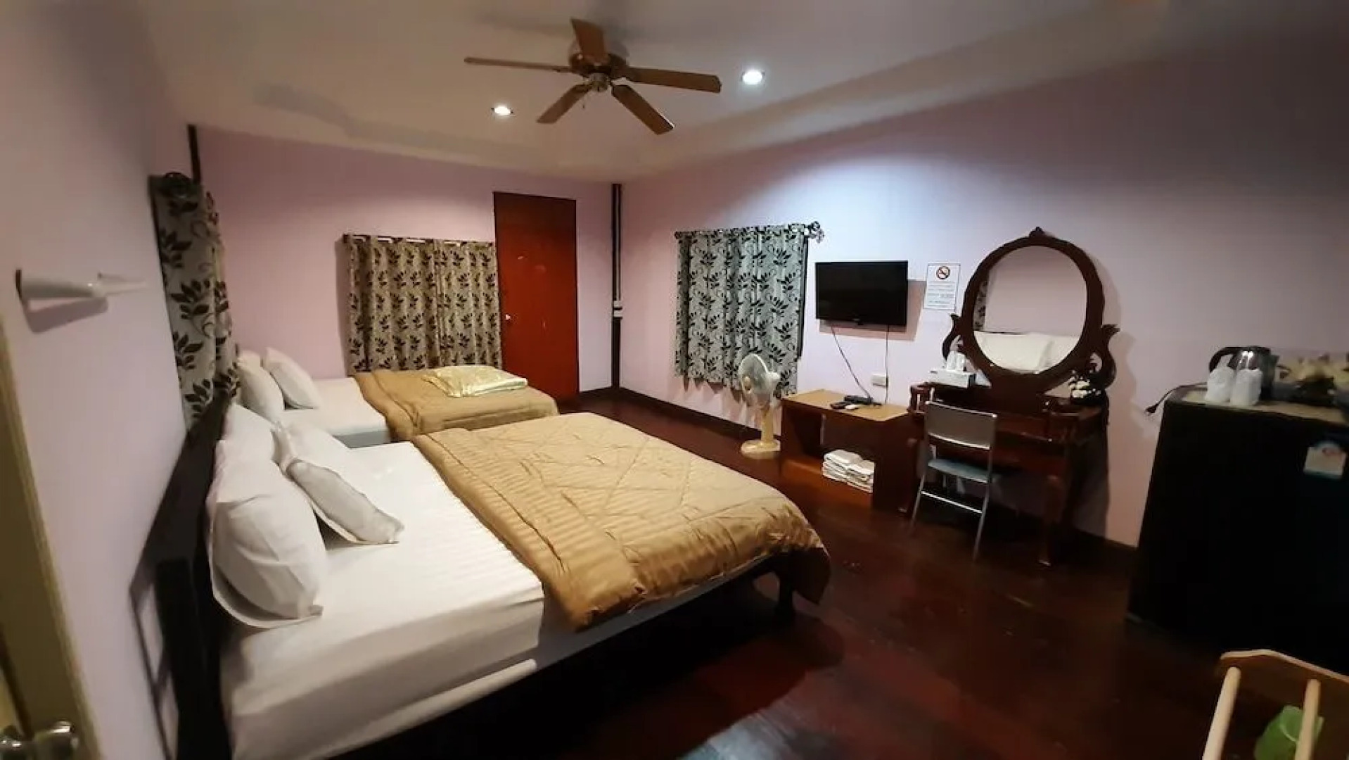 Sawansang Nangkeaw Resort