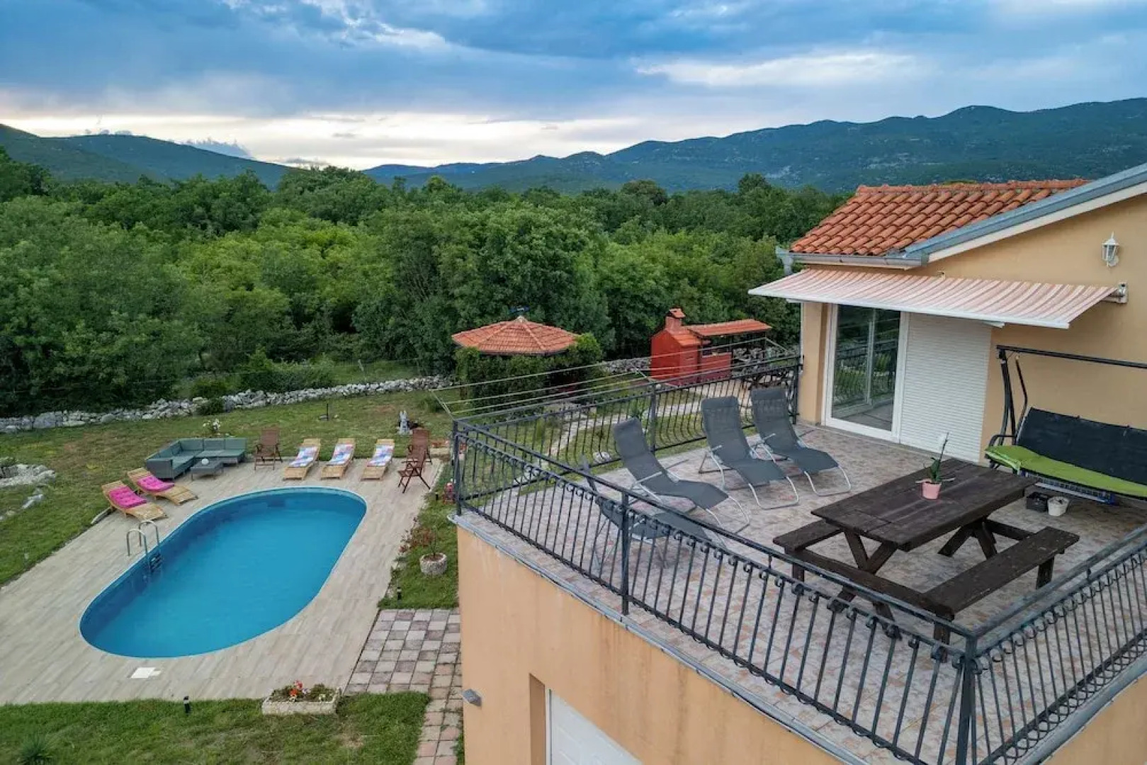 Villa Bravic 4*, Nature Home With Pool Near Split