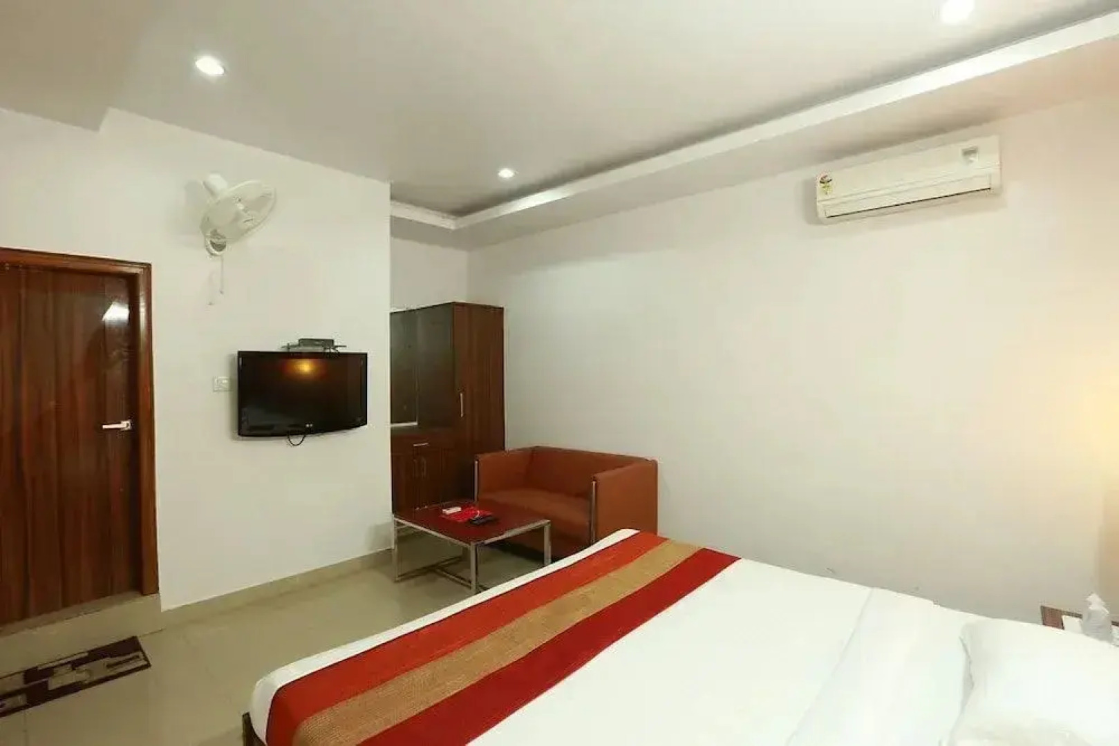 Pawanputra Hotel