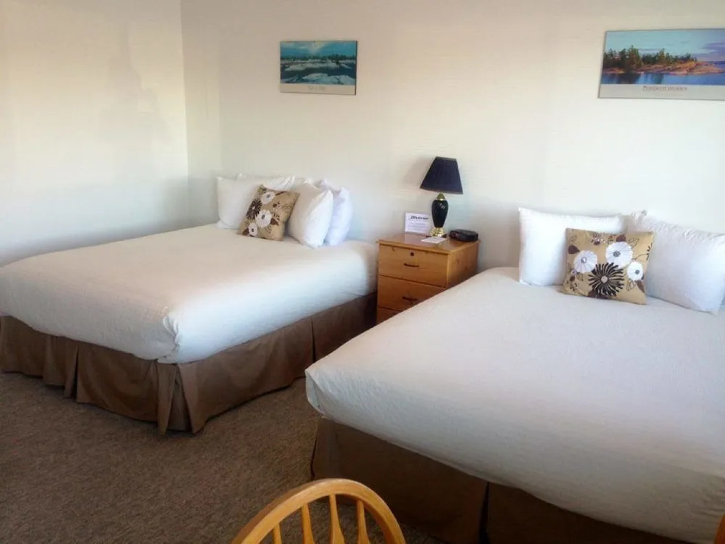 Diverse Rentals & Vacations FLOATEL