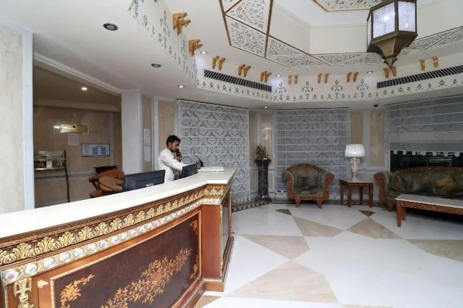 Orient Taj Hotel &Resort