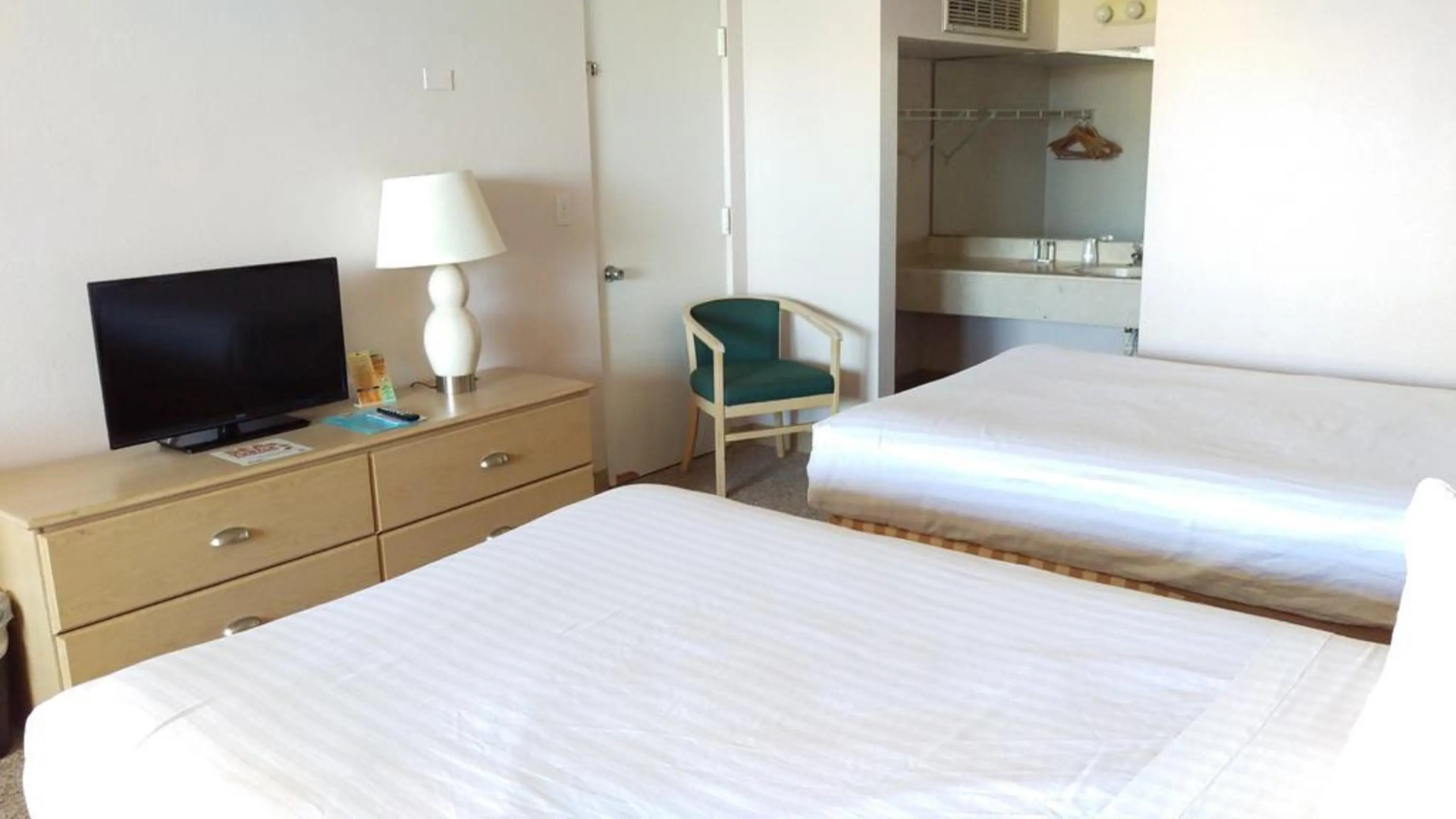 Magnuson Clearwater Beach