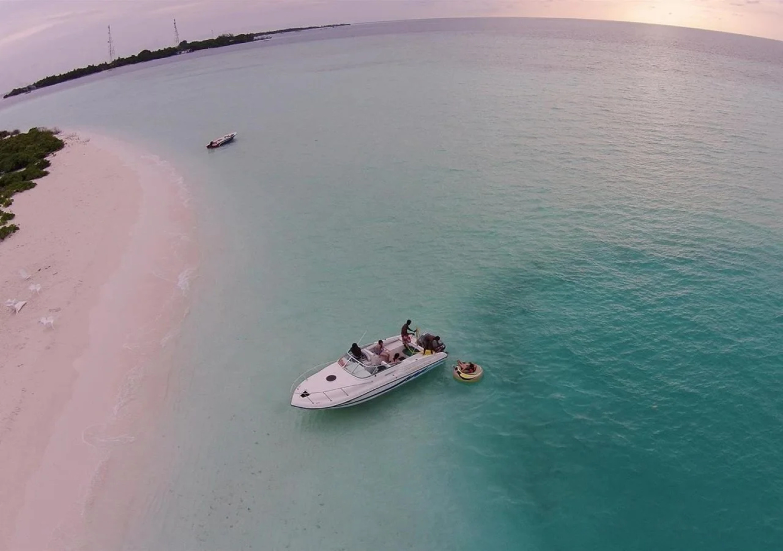 Tesoro Rasdhoo View Maldives