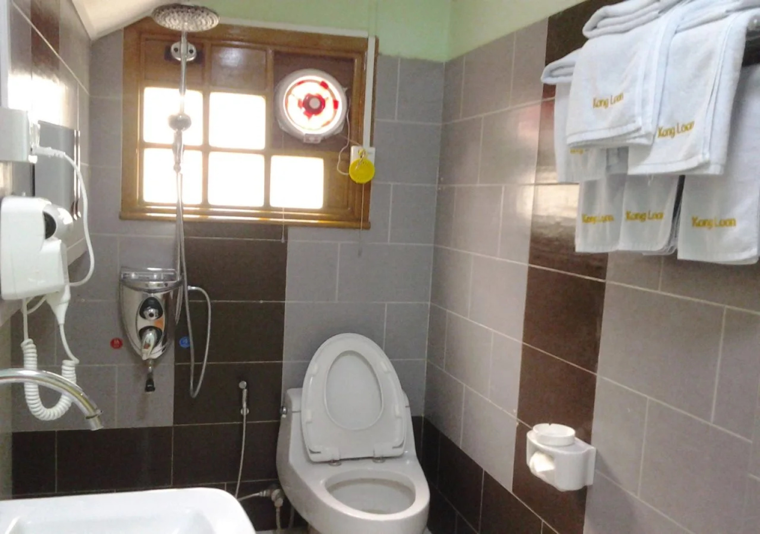 Kong Loon Motel 2