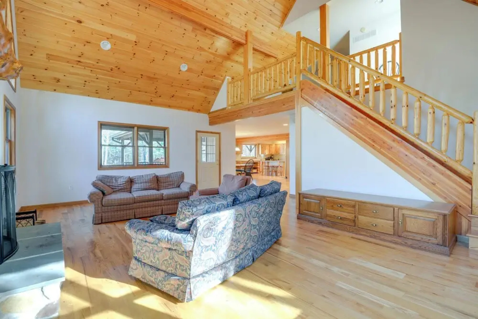 Benton Home on 50 Acres w/ Private Deck & Views!