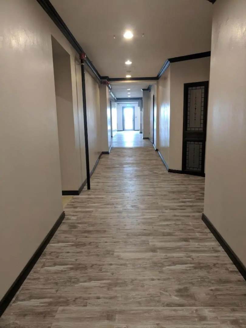 Royal Inn and Suites