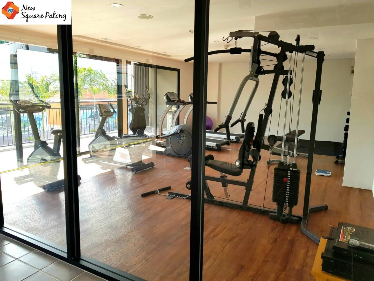 New Square Patong Hotel