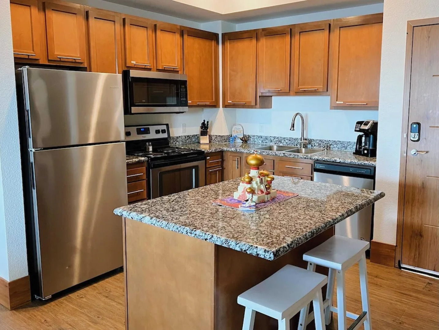 The Grand Castle Apartments