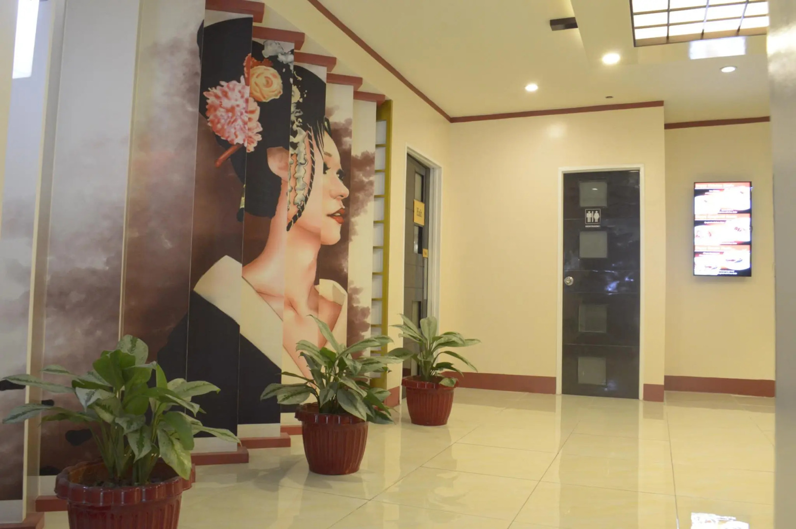 Hotel Sogo LRT Monumento Station