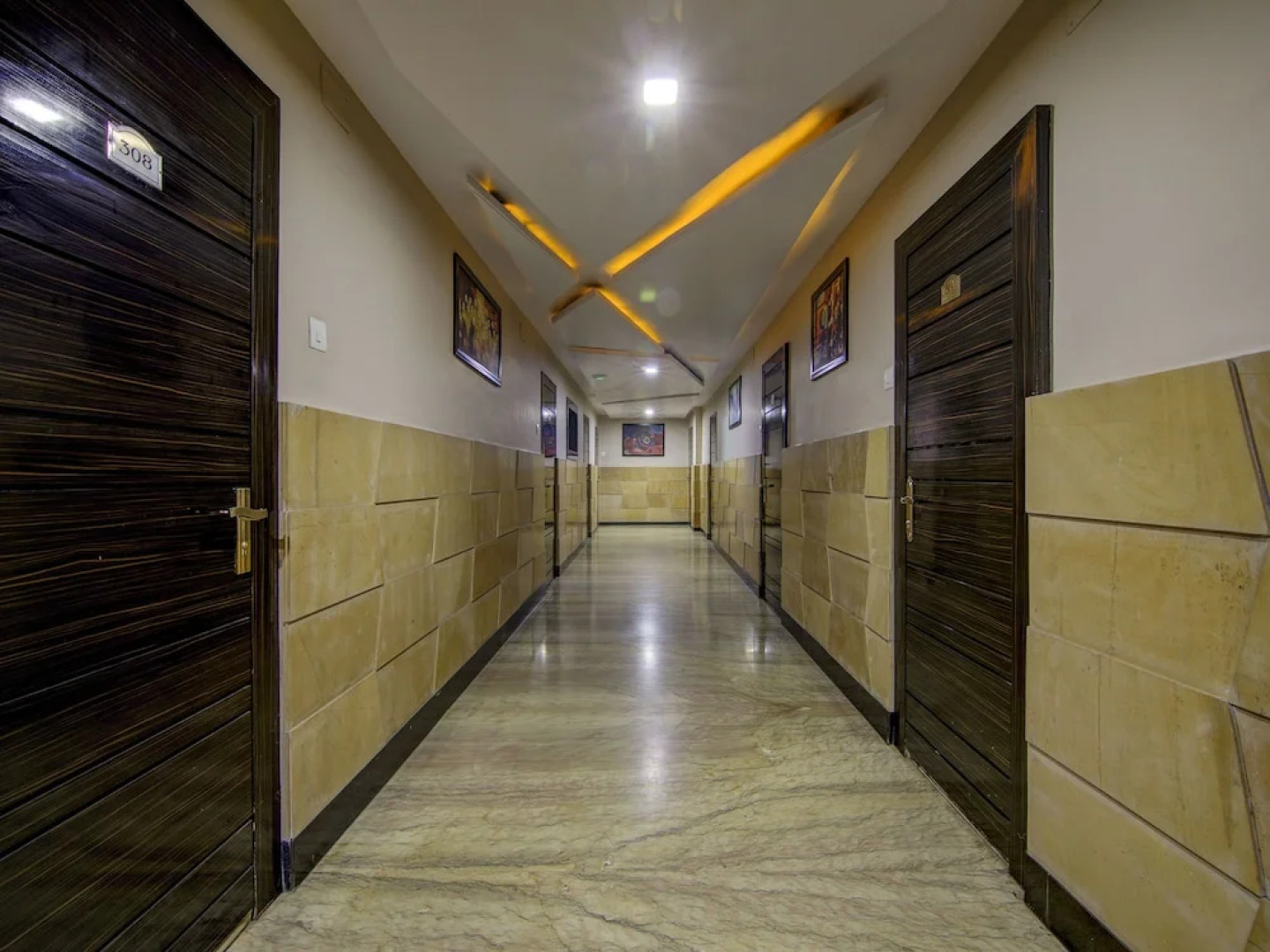OYO 4266 Hotel Sagar