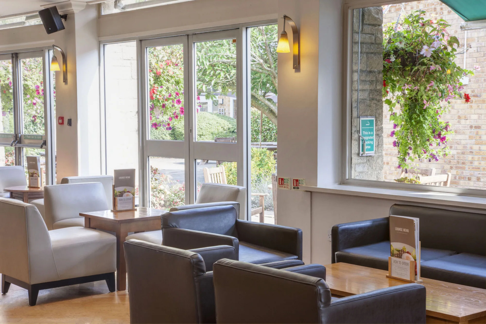 Holiday Inn Swindon by IHG