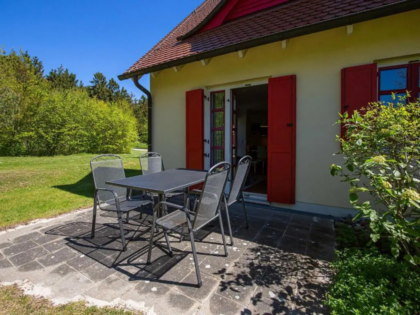 Komfort Appartement mit 1 Schlafzimmern und Terrasse B47