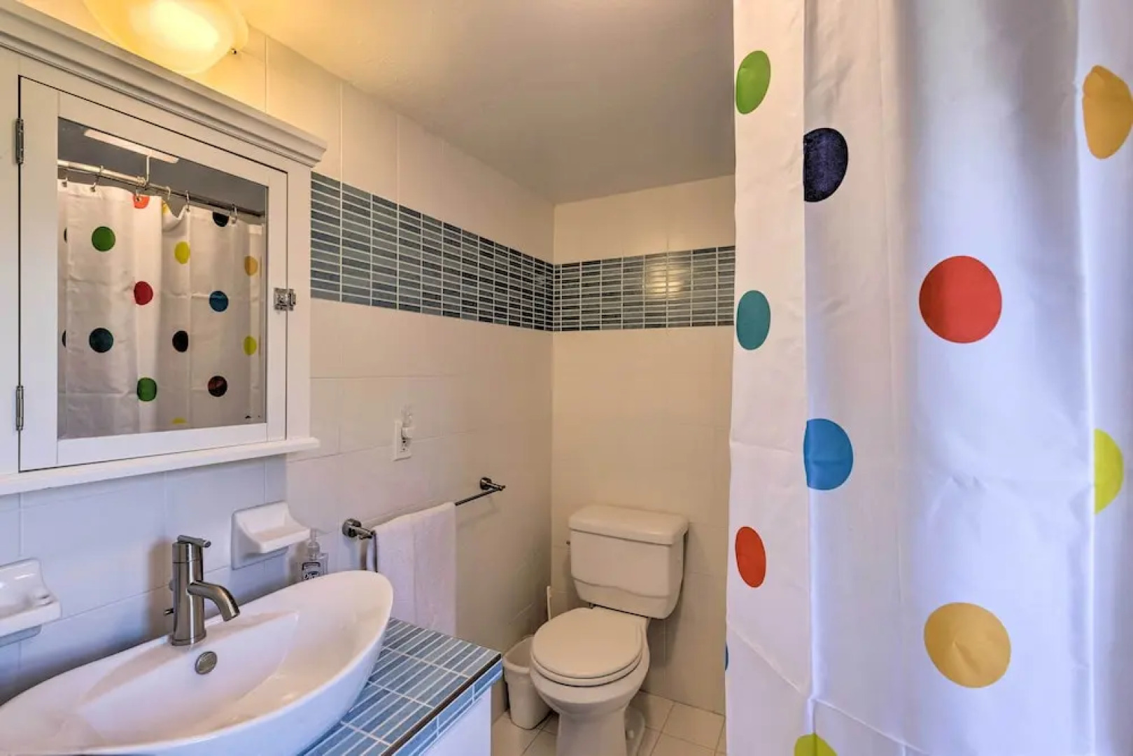 Near Wineries: Historic North Fork Farmhouse!