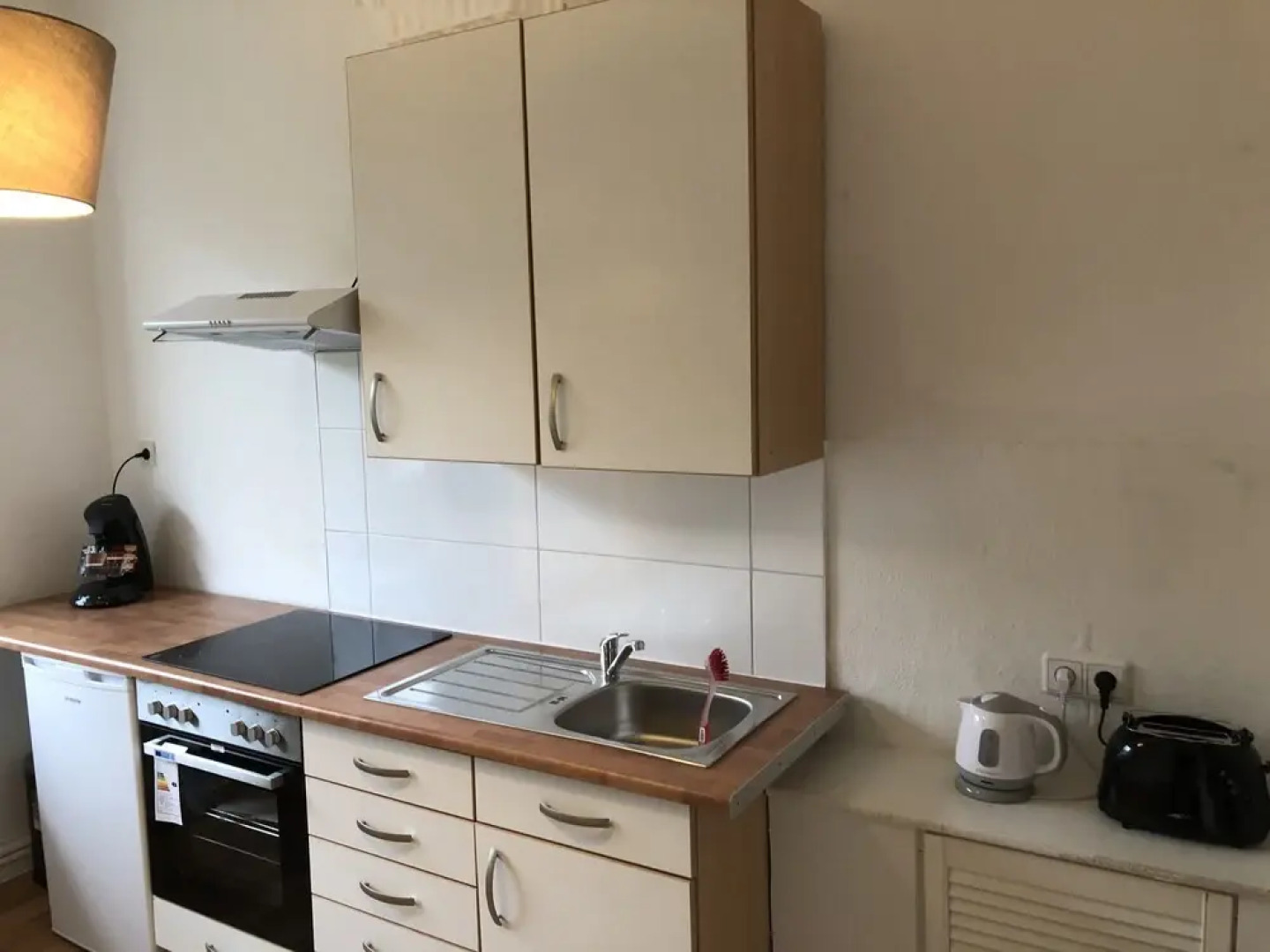 Living at Klassvilla - Newtown No. 2