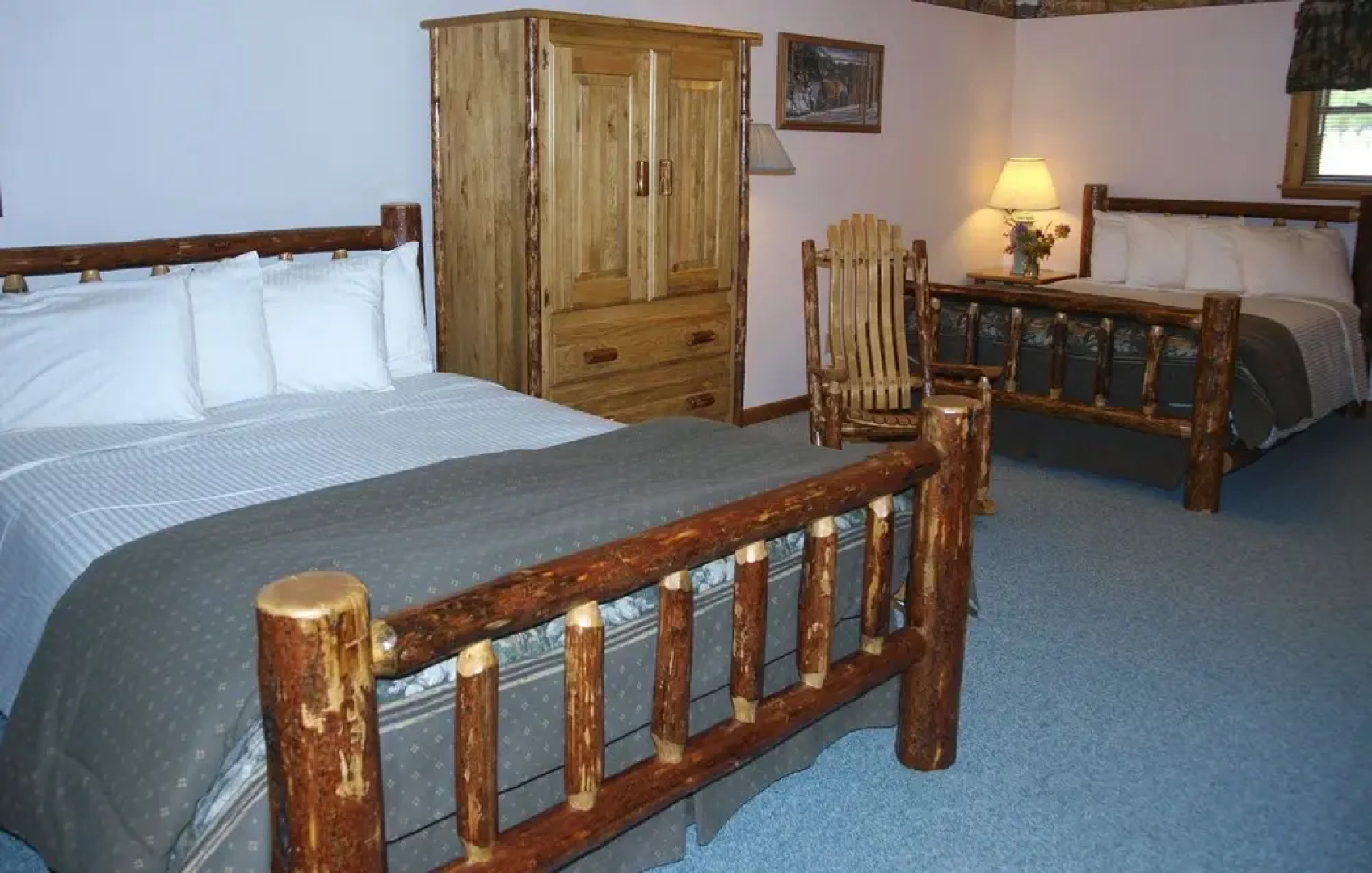 Yellowstone Basin Inn