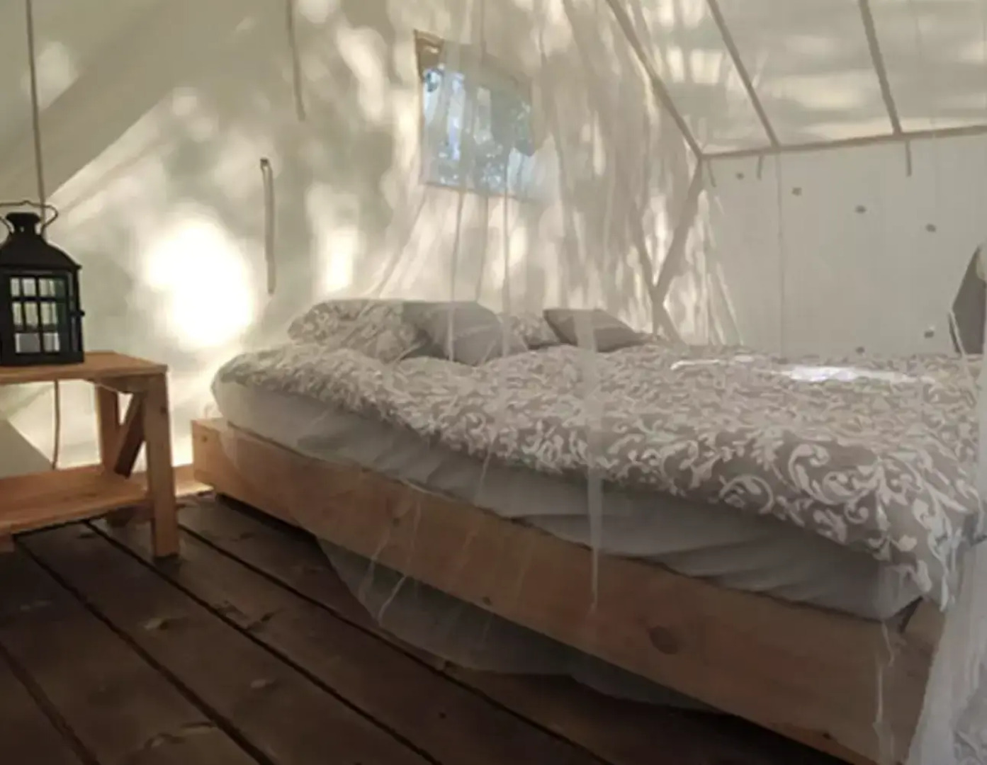 Kemping Ostrov Prikljuchenij