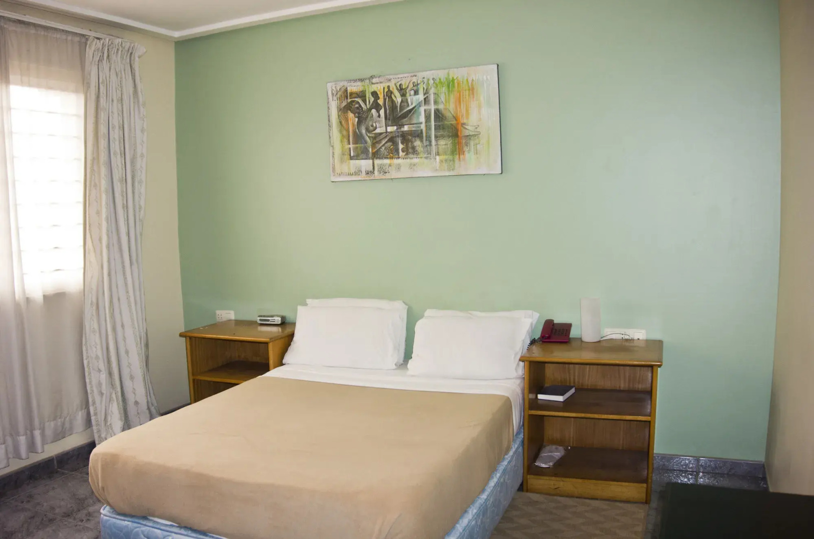 Crown Apartamento Hotel