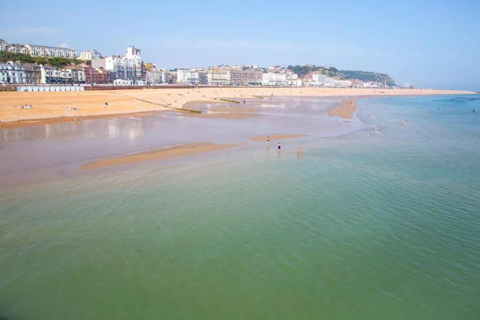 Seagulls Nest Beachfront Apartment With 3 Bedrooms