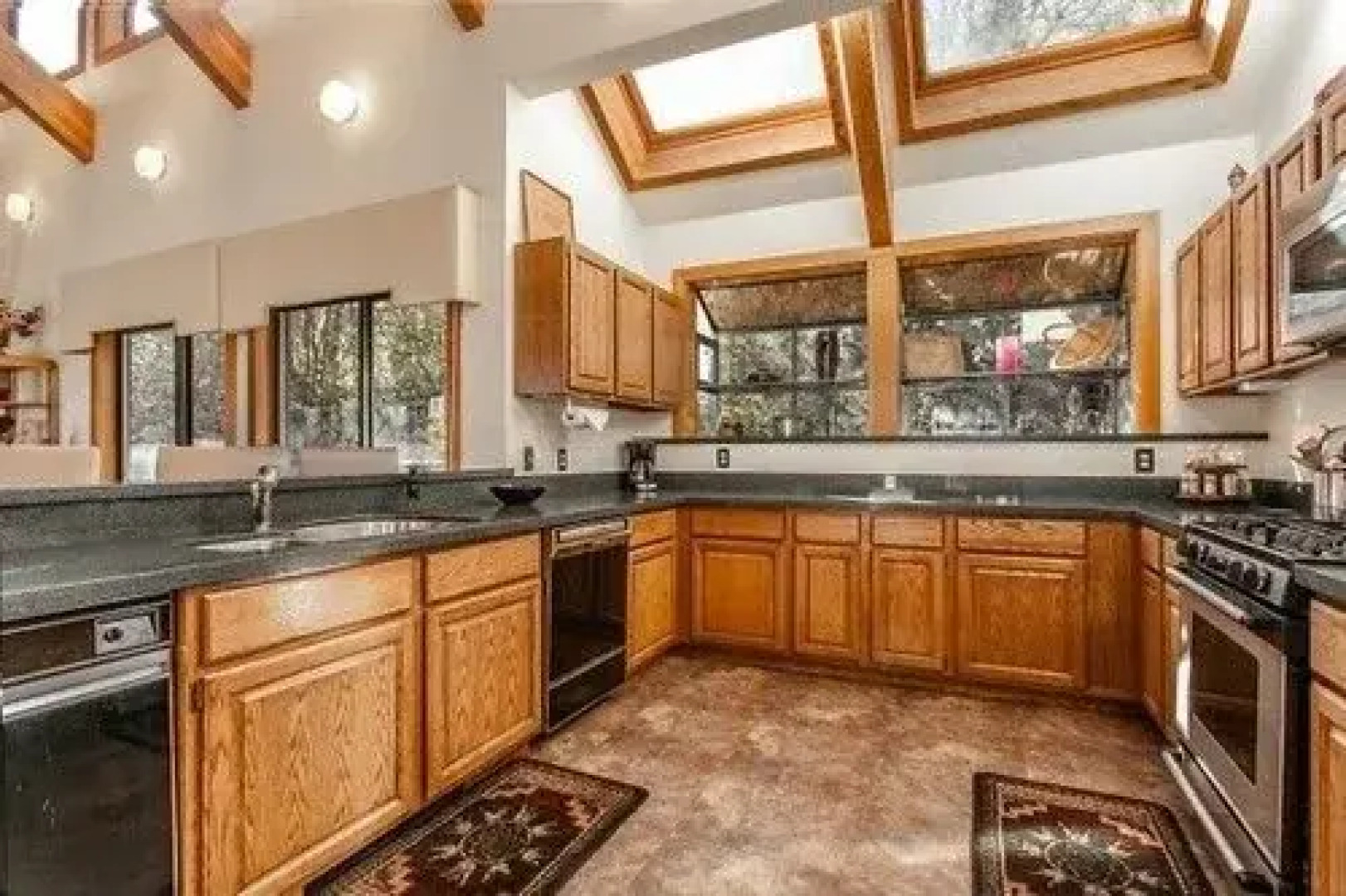 Northridge Hideaway By First Choice Property Management