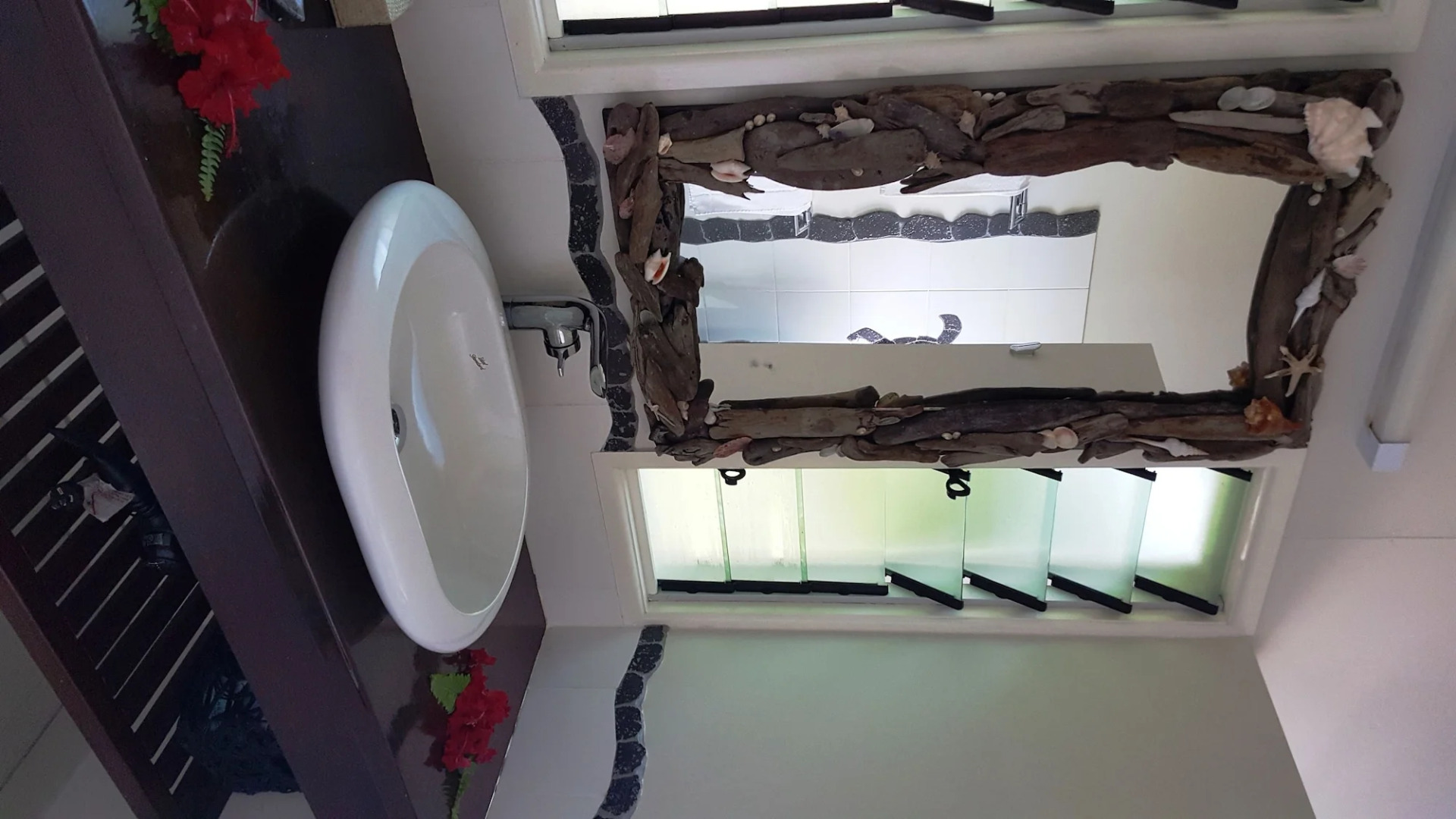 Seabreeze Resort Samoa - Exclusively for adults