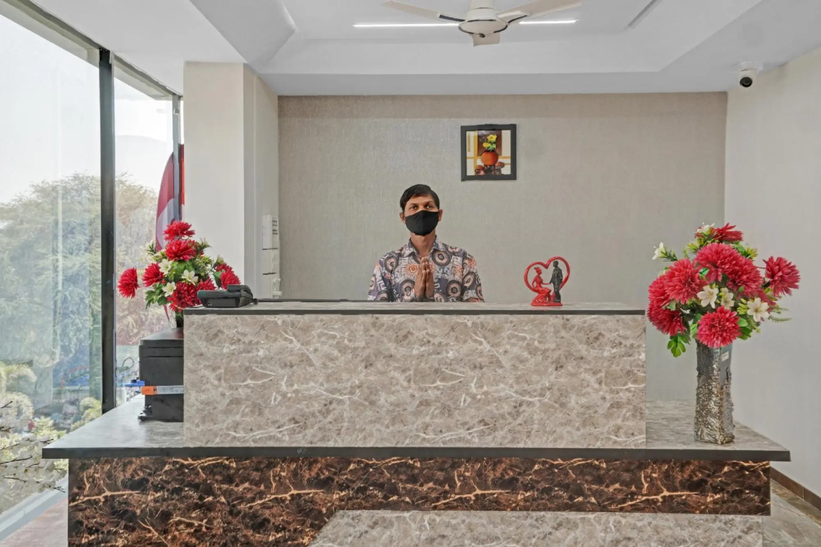Capital O 85756 Hotel Santeria Inn