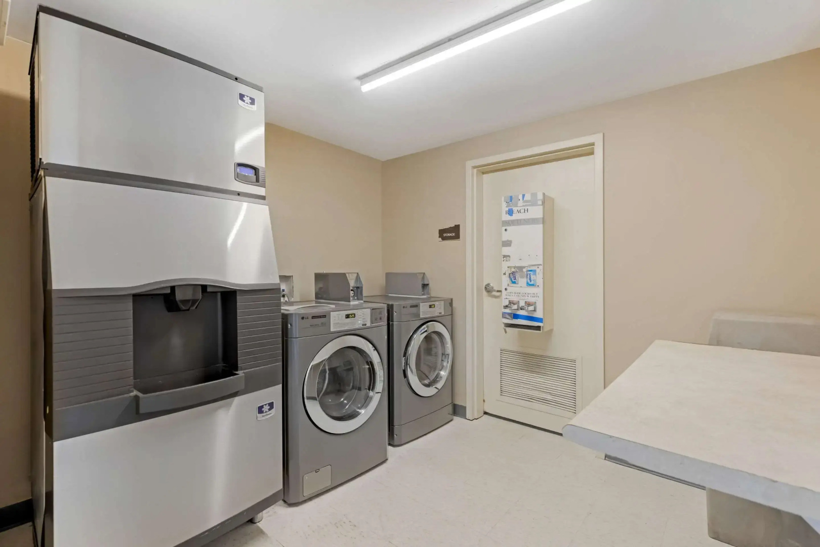 Comfort Suites Port Allen - Baton Rouge