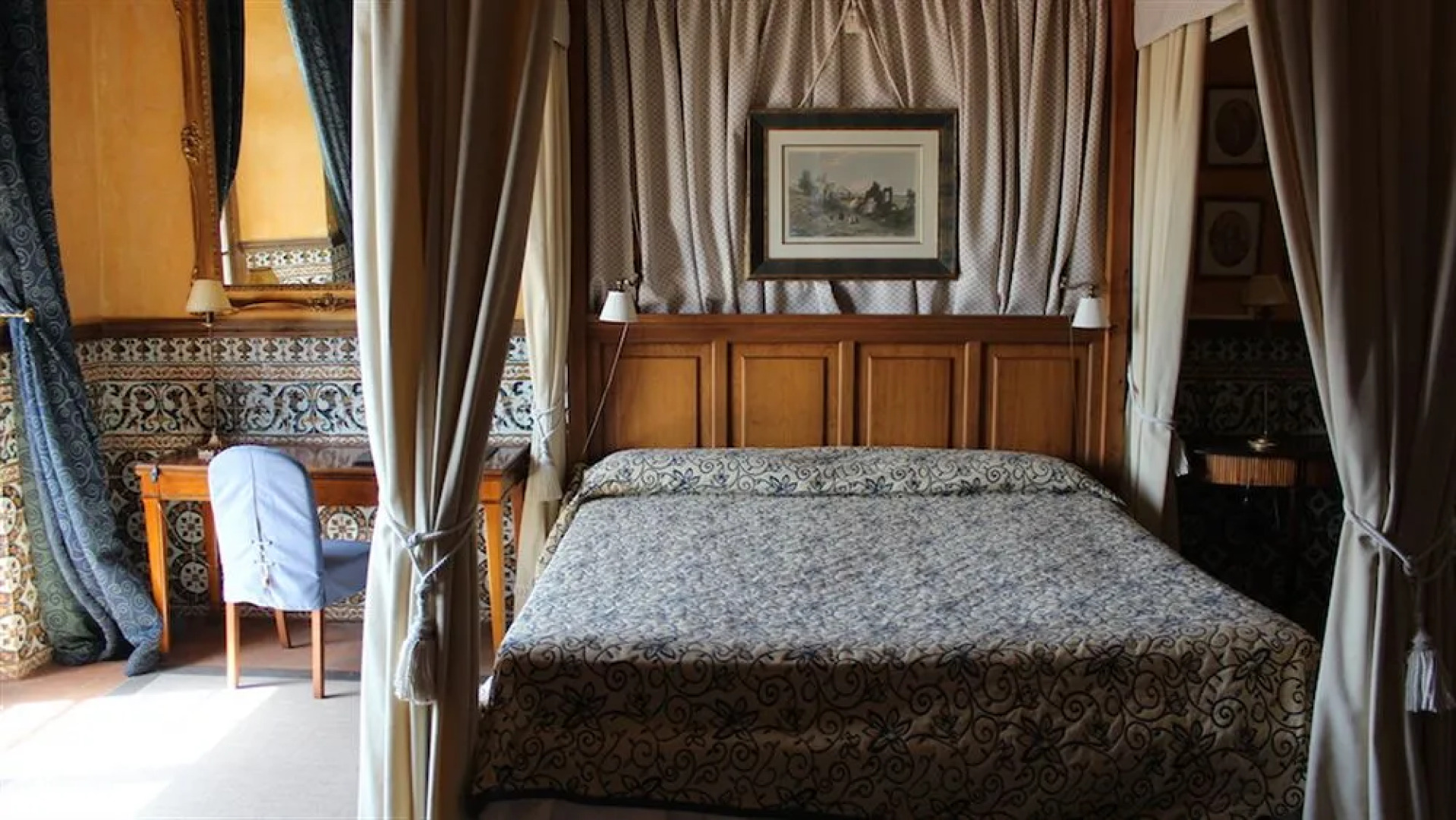 Hospedería Papa Luna