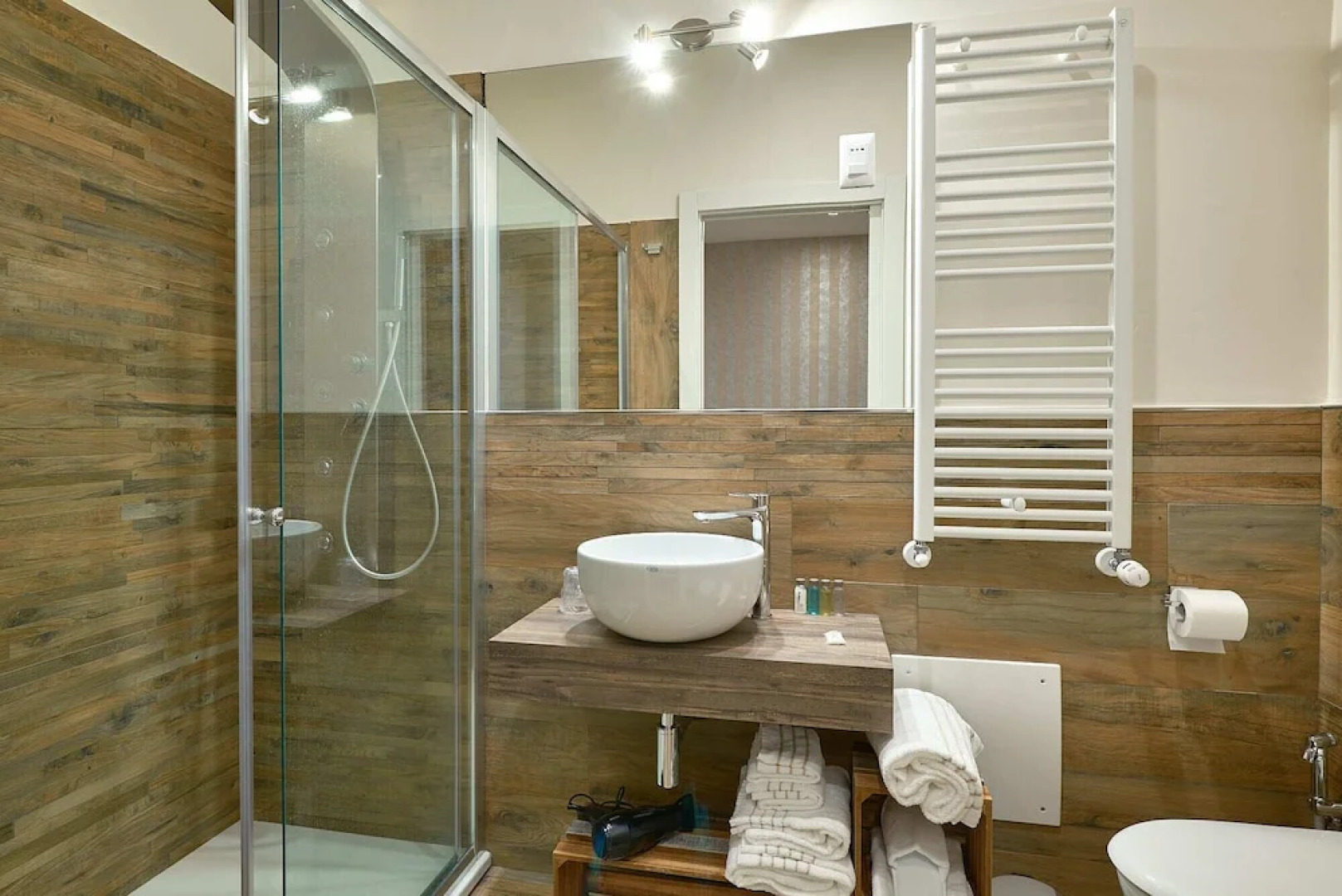 Ricaroka exclusive room & spa