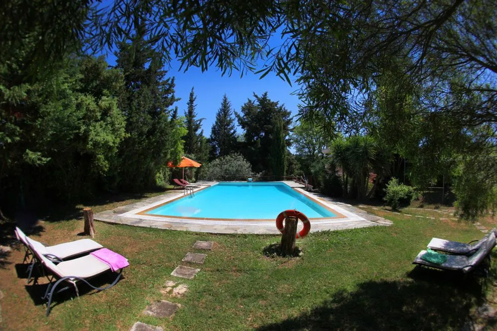 Wildrose Corfu Apartments