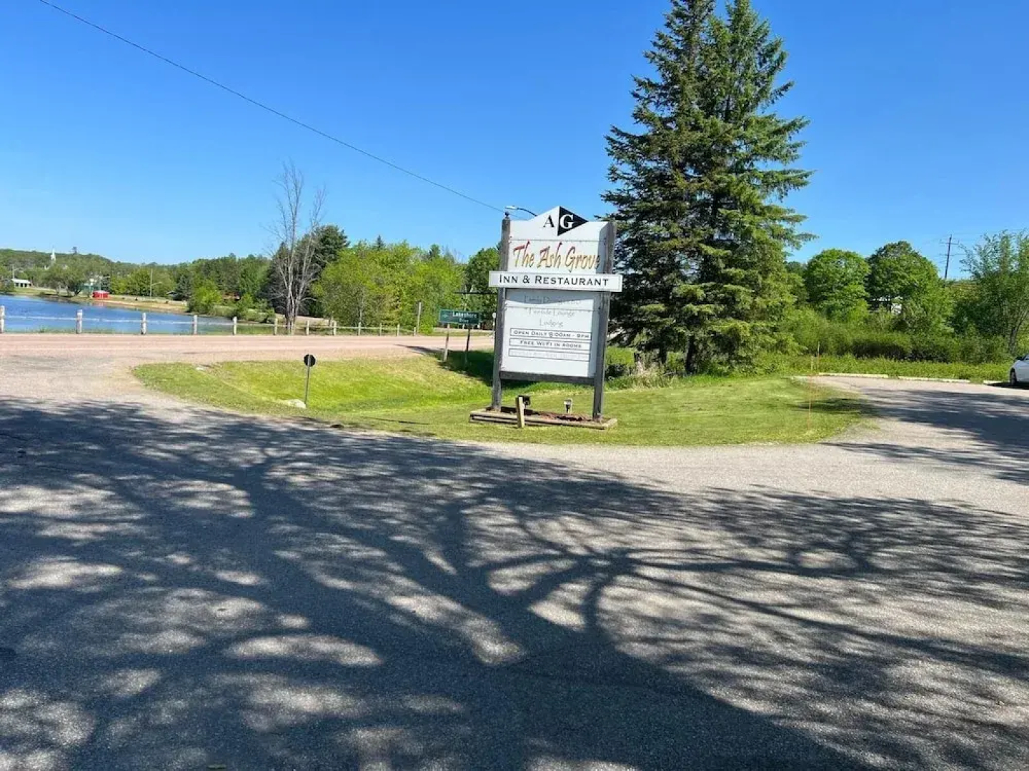 The Ash Grove Inn