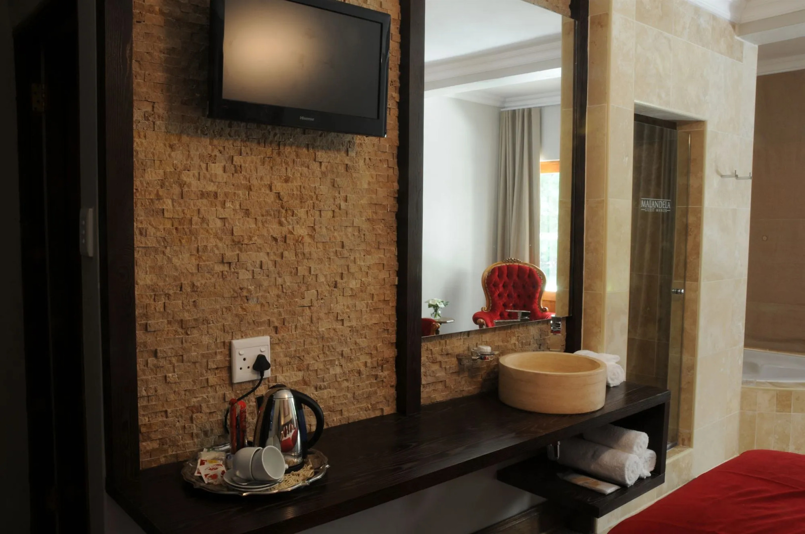 OR Tambo Guest House