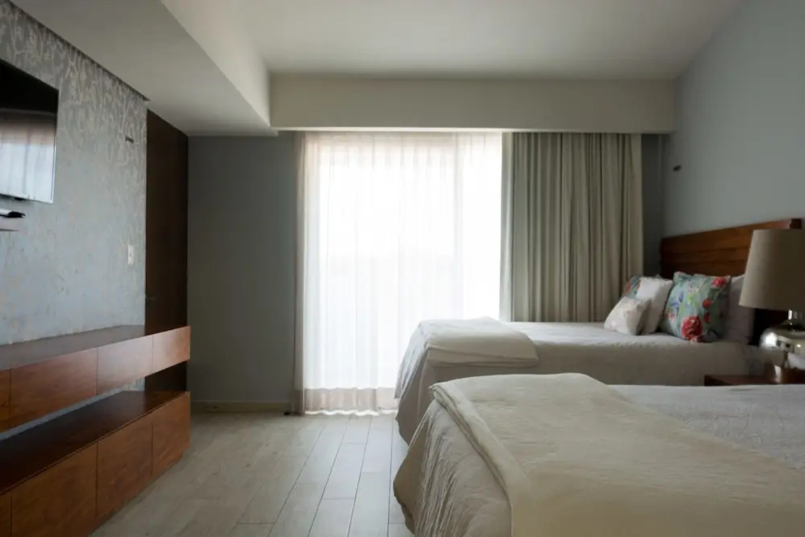 Casa Caleta, Surrounded by Nature, Ideal for Large Groups