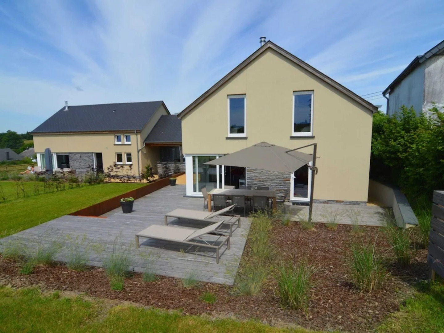 Stylish Holiday Home in Houffalize With Sauna, Patio, Garden