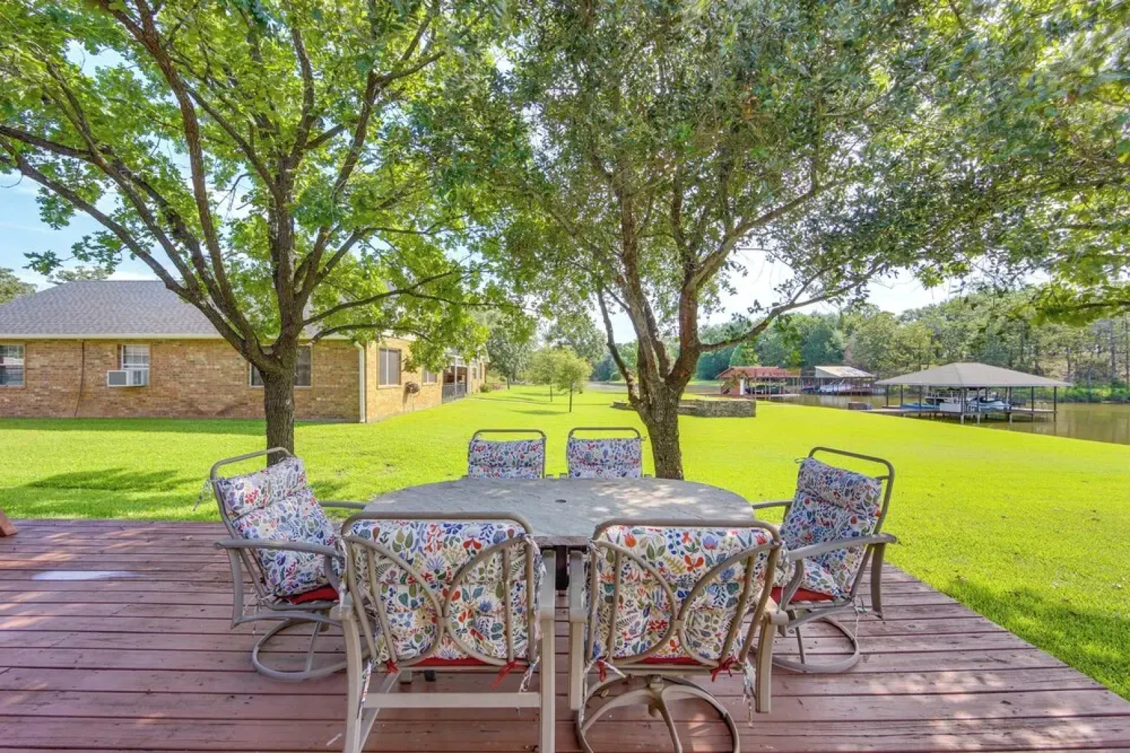 Rhodes Retreat w/ Dock on Cedar Creek Lake!