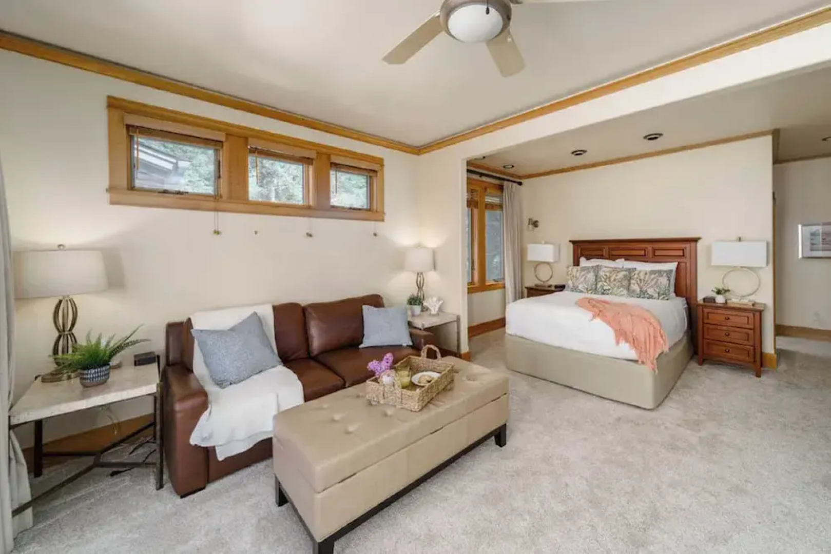 The Castle Rock Estate by Avantstay Steps From Arch Cape Beach w/ Hot Tub & Sauna