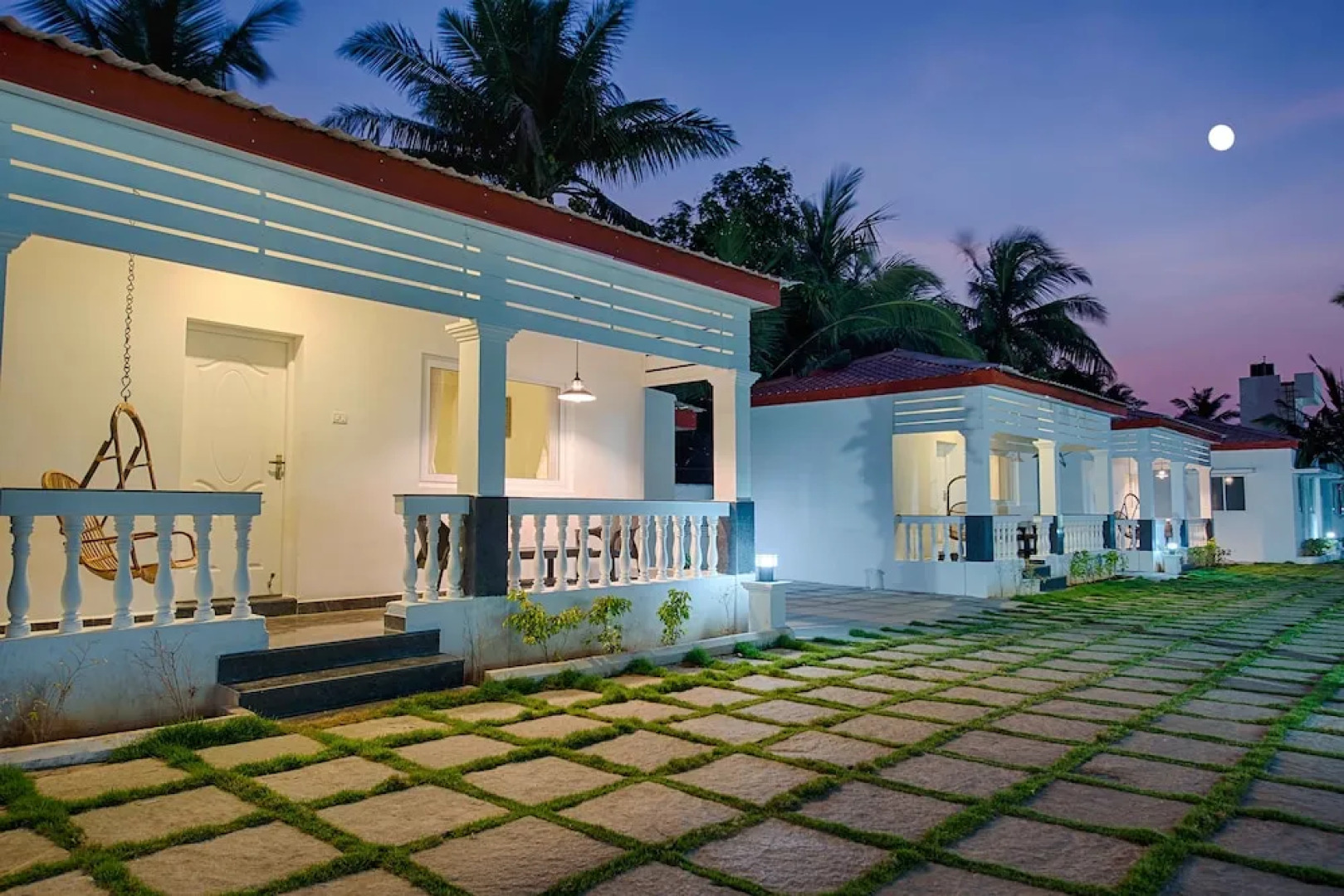 Varuna Inn Banquets & Resort