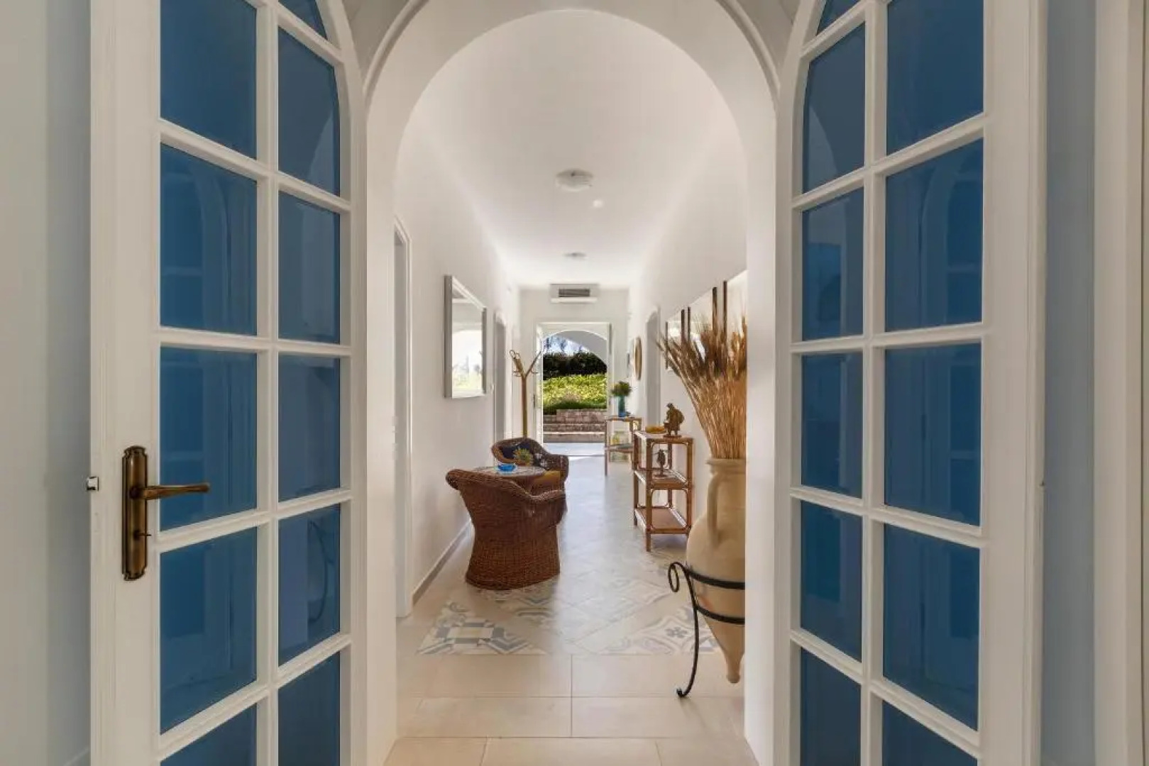 Villa Giusy by BarbarHouse