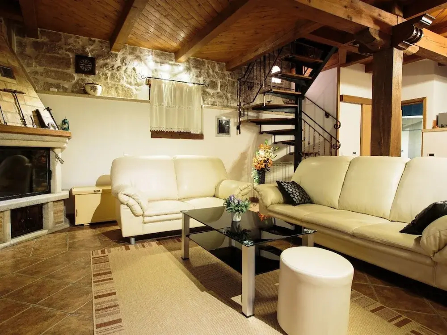 Cozy Holiday Home With Heated Pool, Near Lim Bay and the Beach