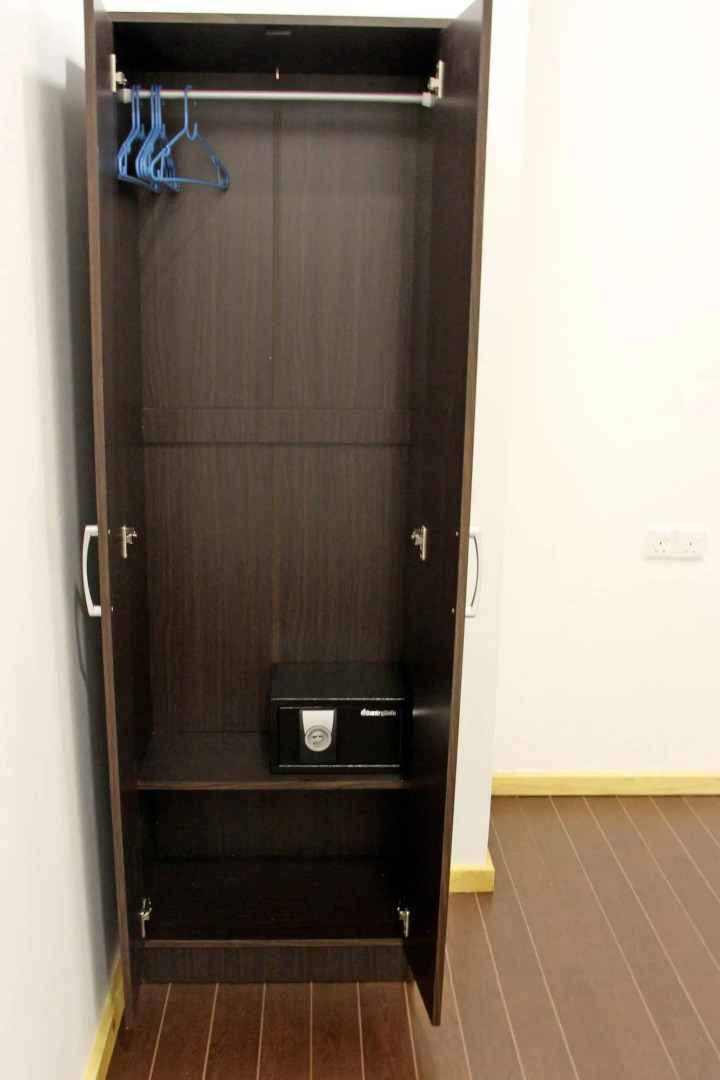 Отель Royal Pearl Inn