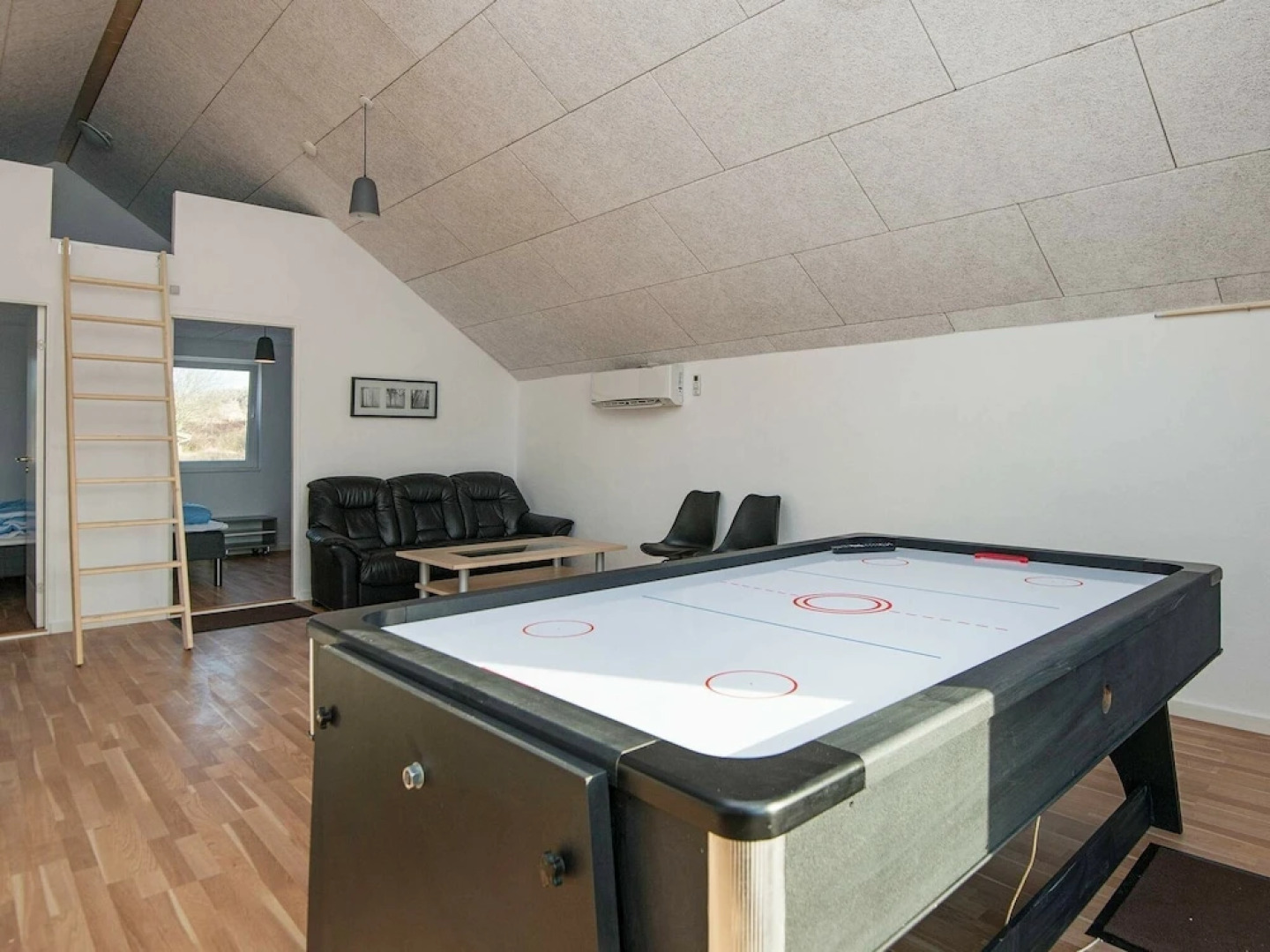 Inviting Holiday Home in Henne With Solarium