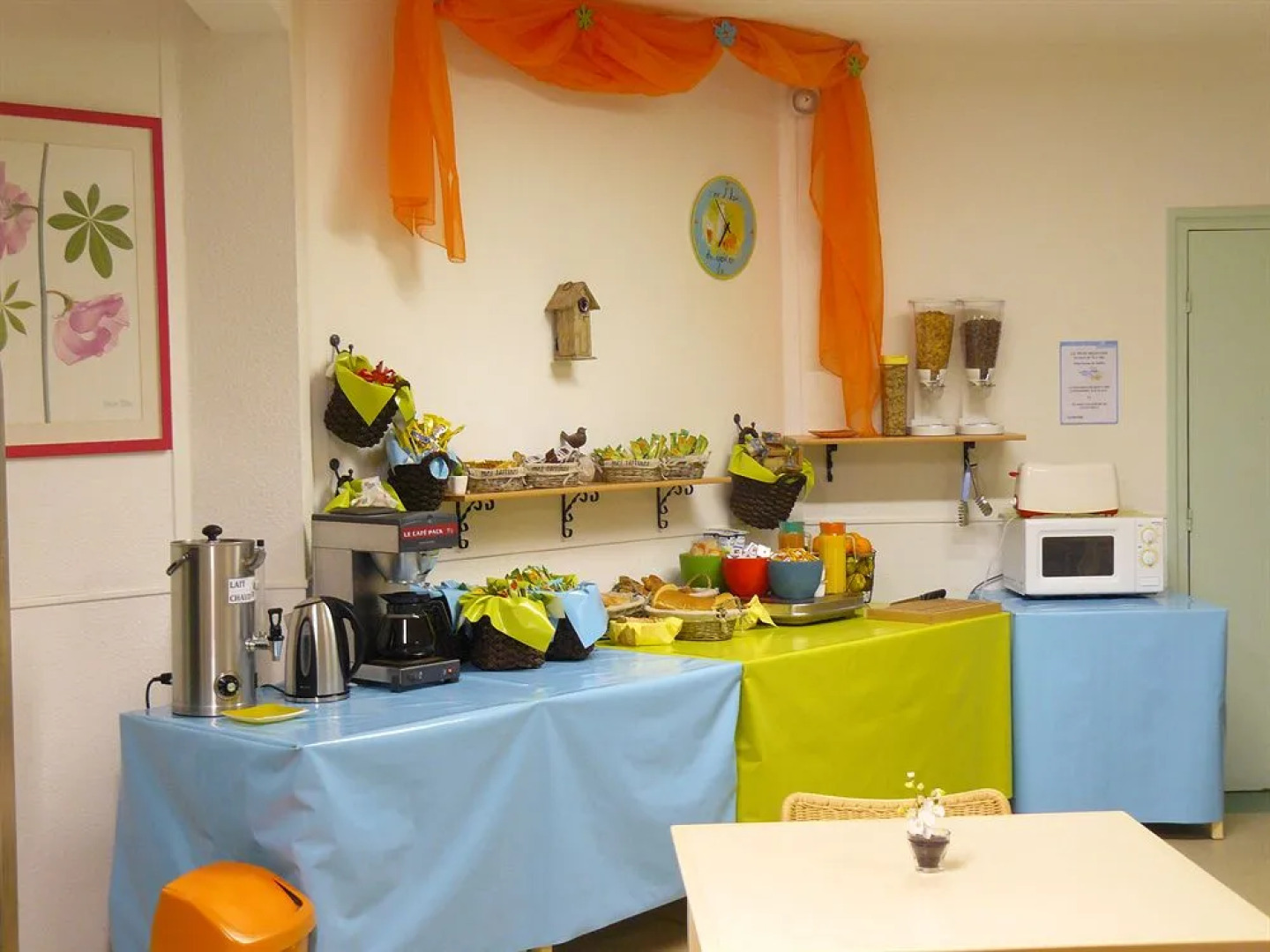 Arcadius Le Petit Hotel