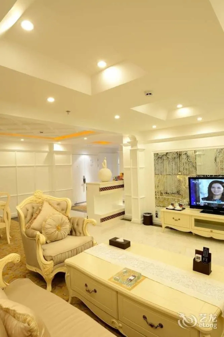 Shizong Diheng Hotel