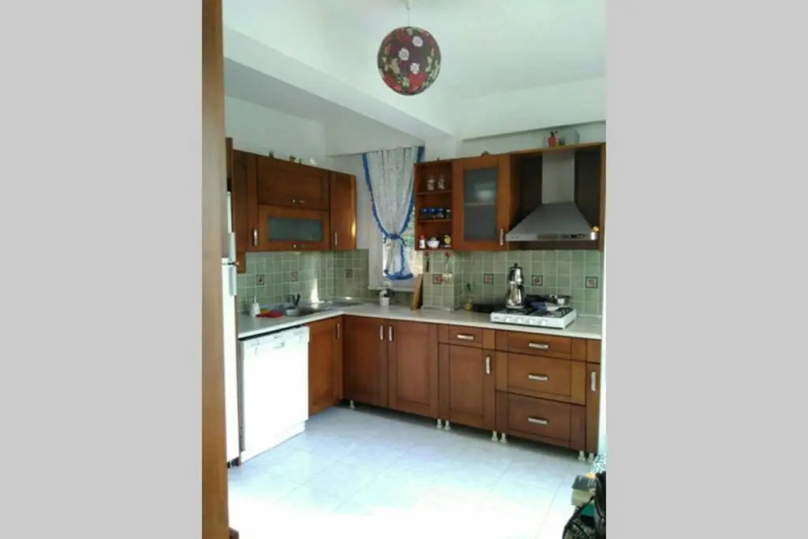 Garden flat in Prince islands, Heybeliada