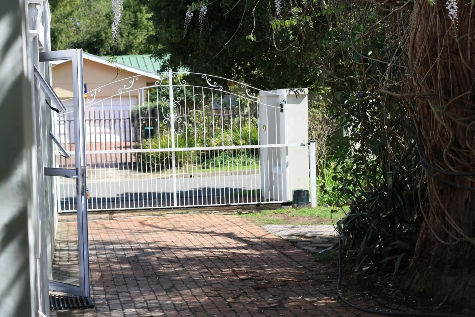 Sarah's Place- Manor House