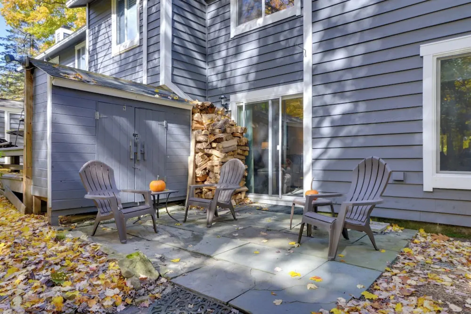 Charming Hidden Valley Resort Home: Walk to Slopes