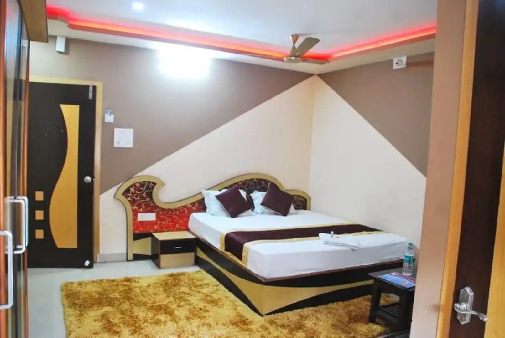 Hotel Panchadeep Bhawan Falakata