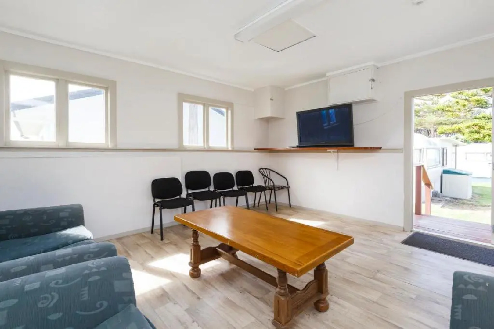 Foxton Beach TOP 10 Holiday Park