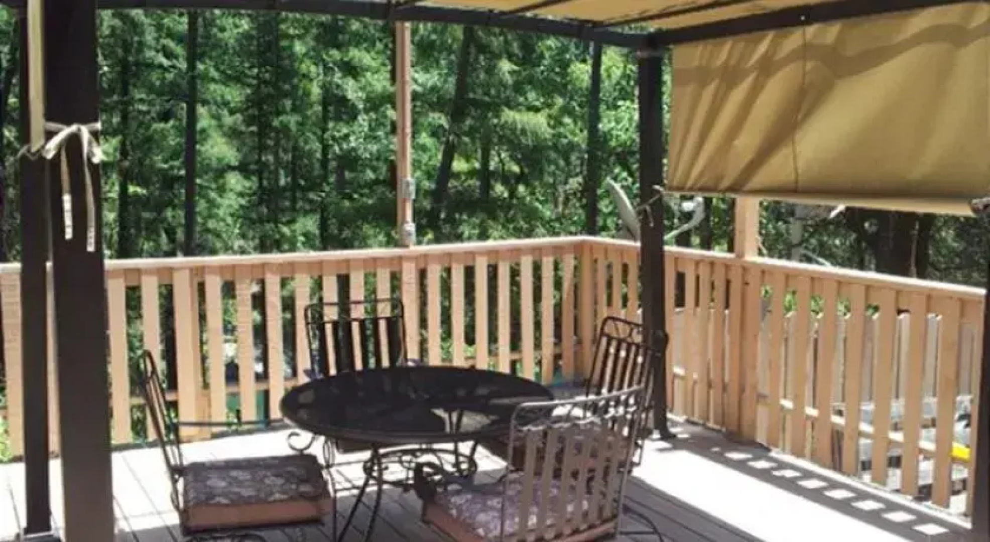 RedAwning Osprey River House with Private Pool in Willow Creek