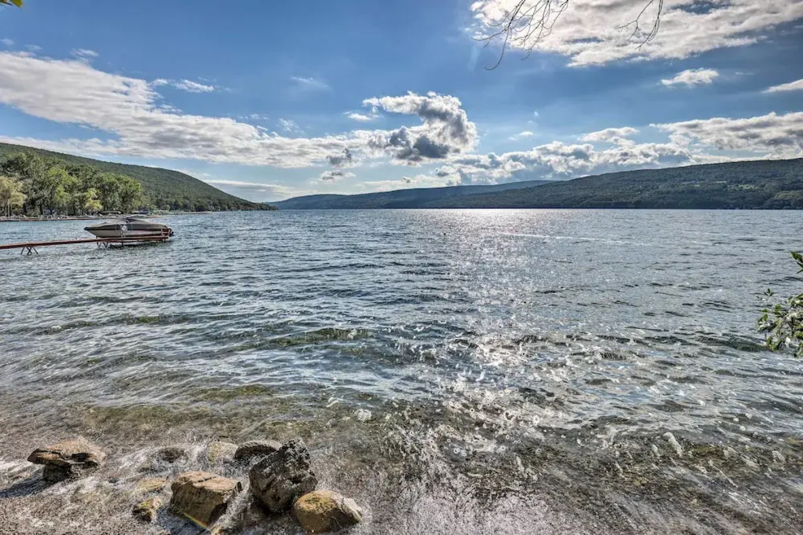 'aunt Al's Place' Home on Canandaigua Lake w/ Deck